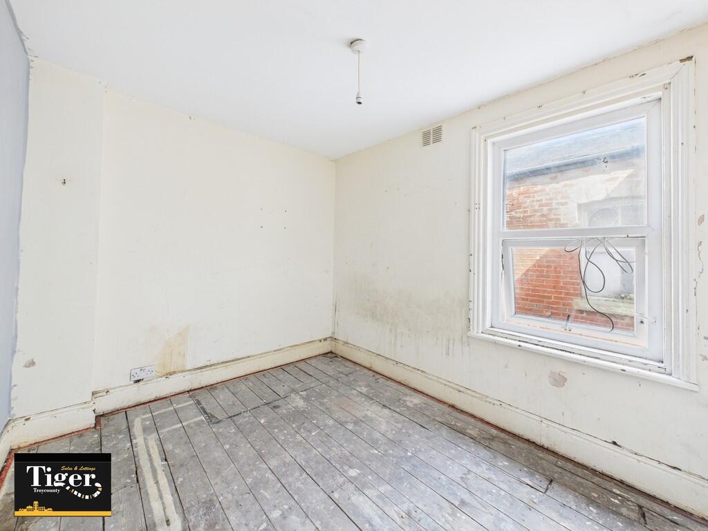 CAM03440G0-PR0411...