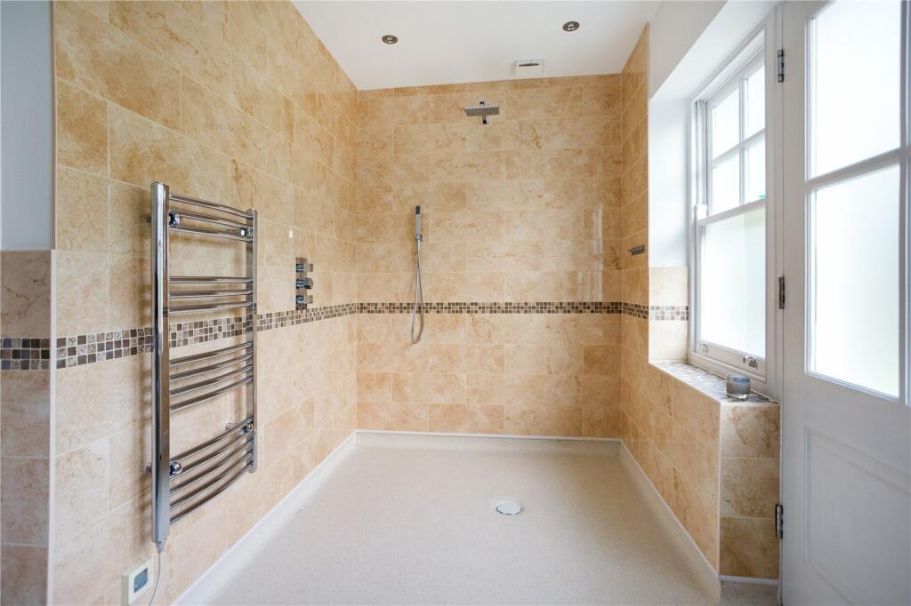 Ground Floor Wetroom