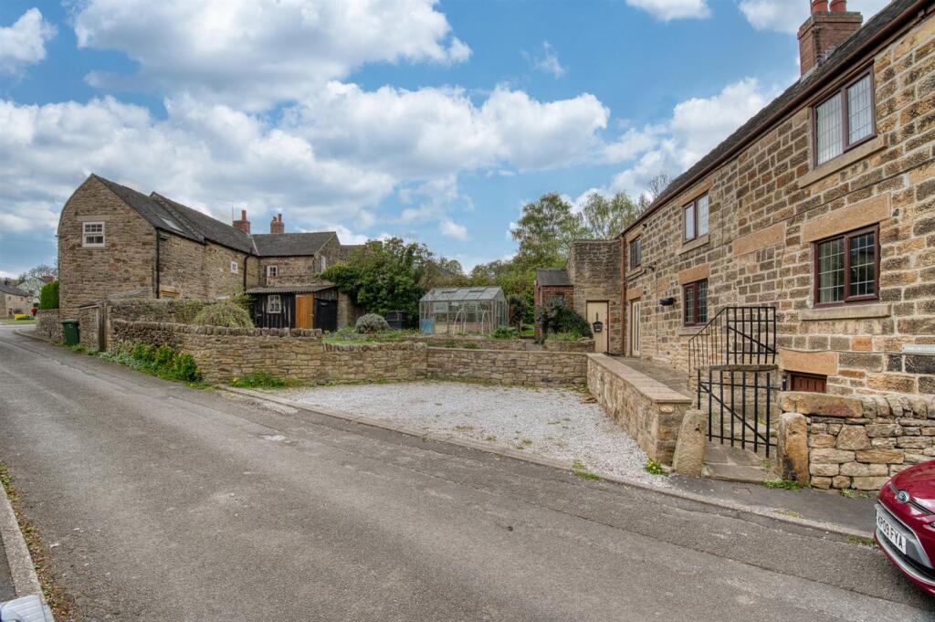 Driveway and front garden.jpg