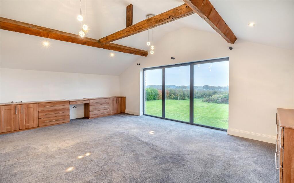 Principal Bedroom