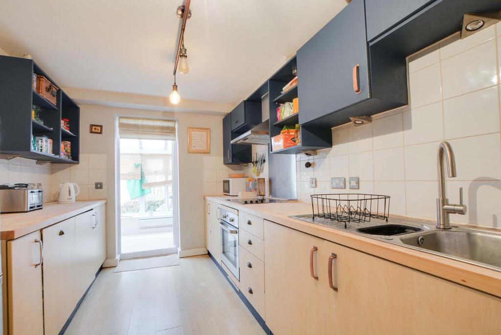 Fitted Kitchen