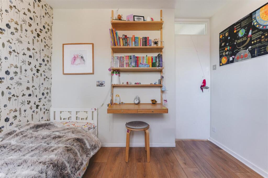 Halidon Close-34a.jpg