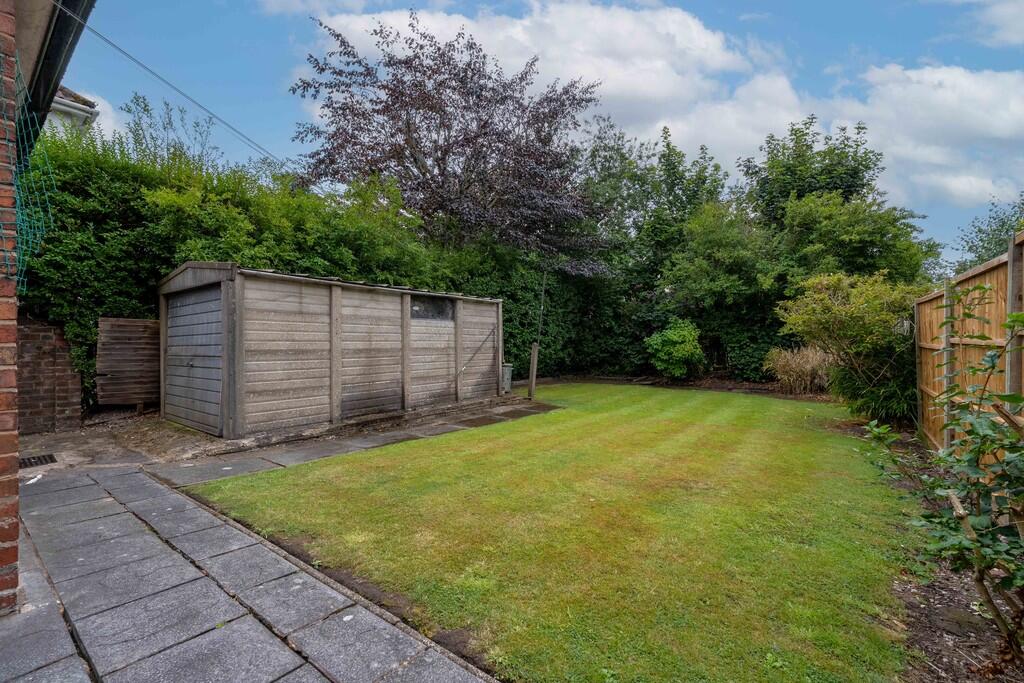 2 Knowsley Road, ...