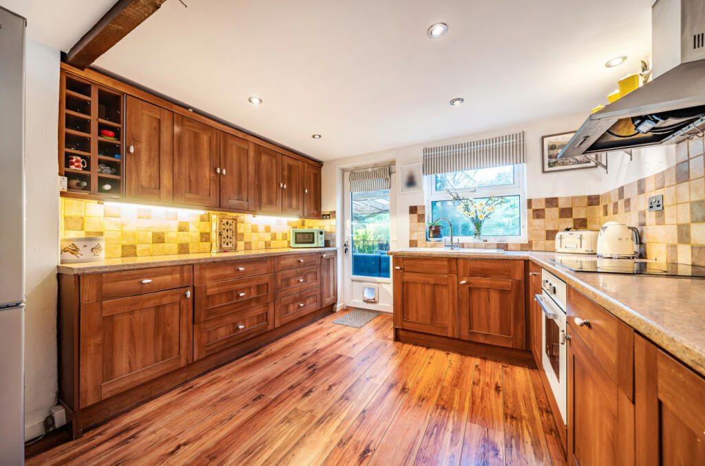 Kitchen/Dining Rm