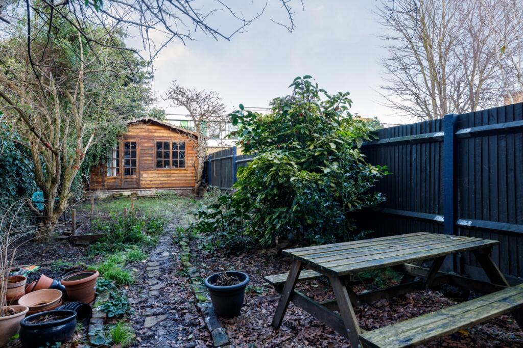 Mildmay Road 134a...