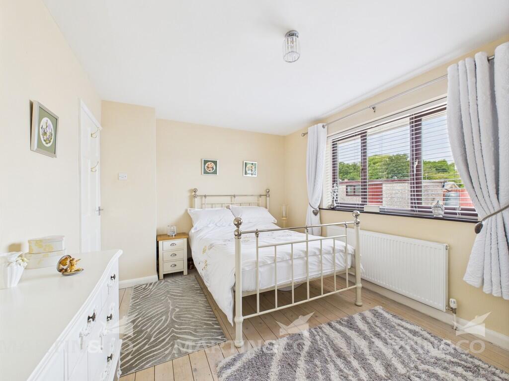 CAM02406G0-PR0483...