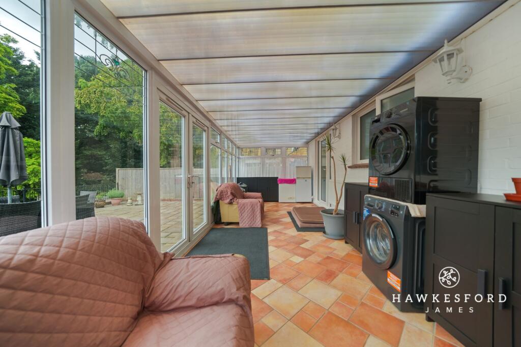 Key Street - Conservatory