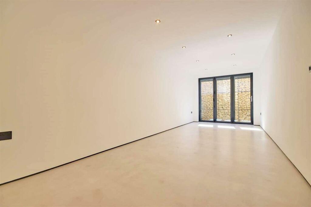bedroom3.jpg