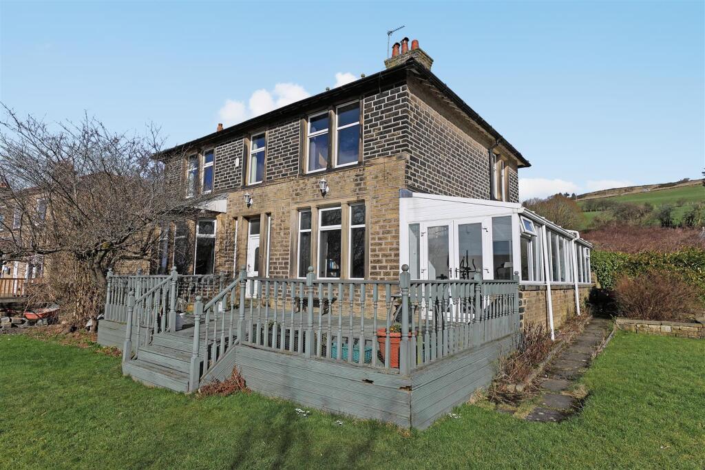 115 Claremount Rd.04.Photoneg.co.uk.jpg
