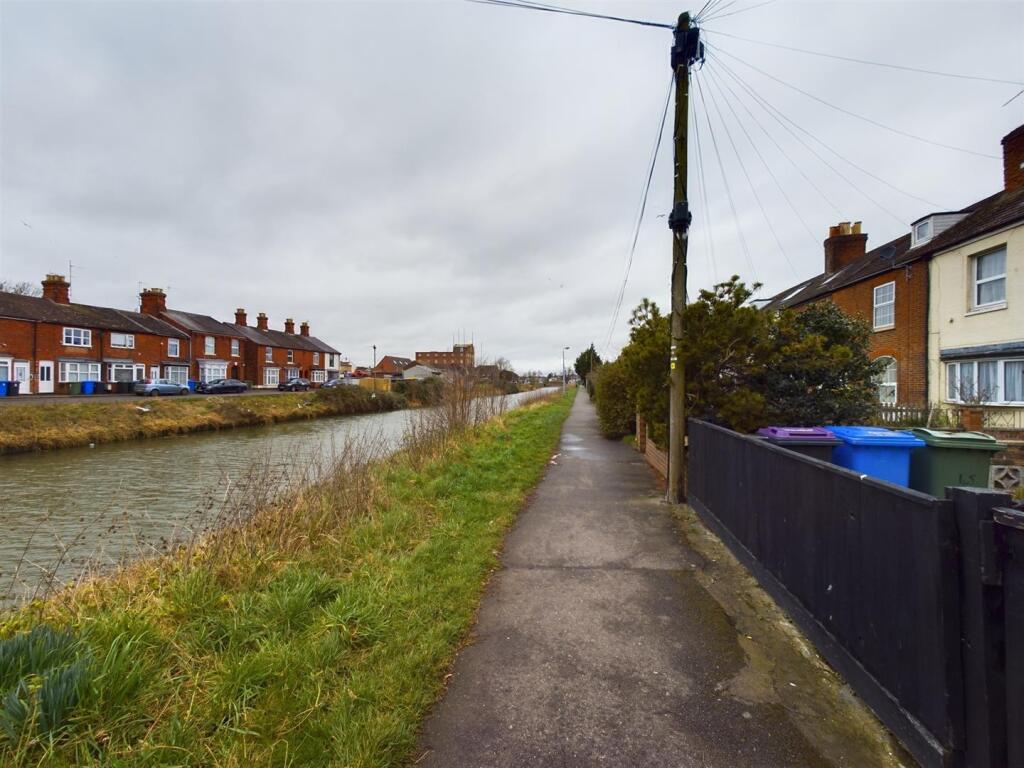 46 Windsor Bank  (32).jpg