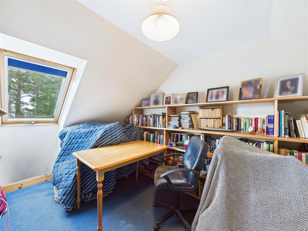 Home Working / Bedroom Four