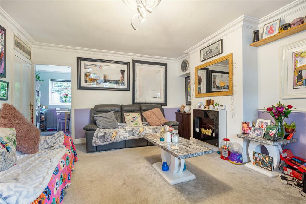 Living-room-2.jpg