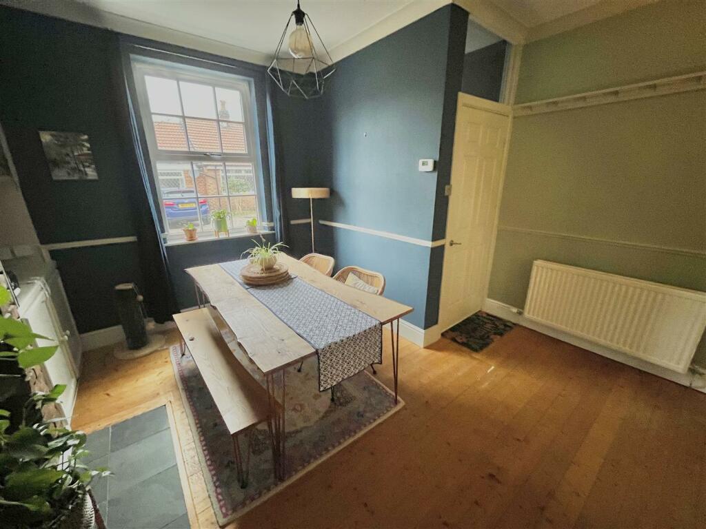 Dining Room Aspect 3