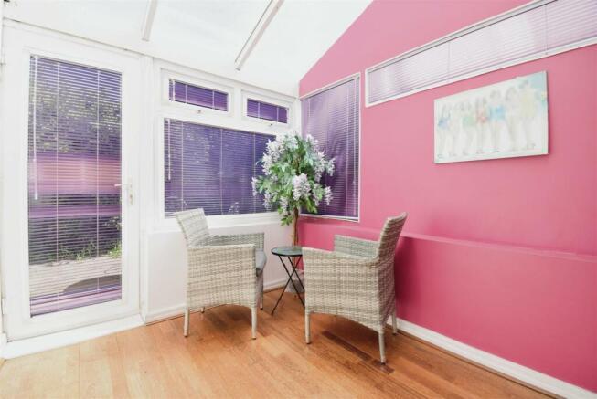 73331 32379371 IMG 04 0000 Max 656 T202502101627.jpeg