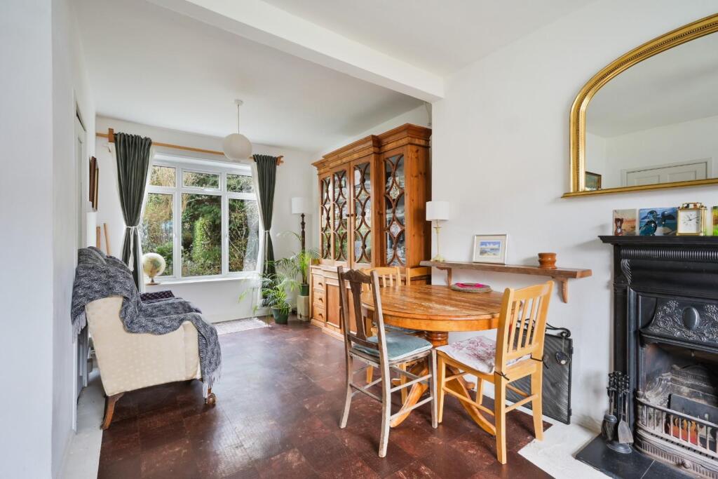 LONGMERE GARDENS,  (6).jpg