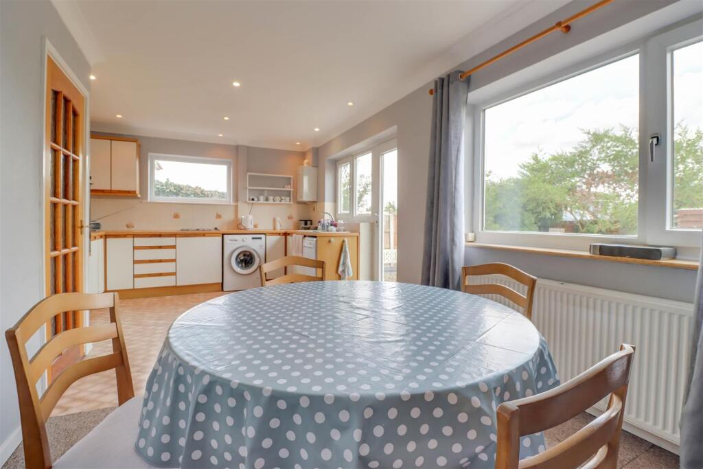 39 MARGARITE INSIDE-5.jpg