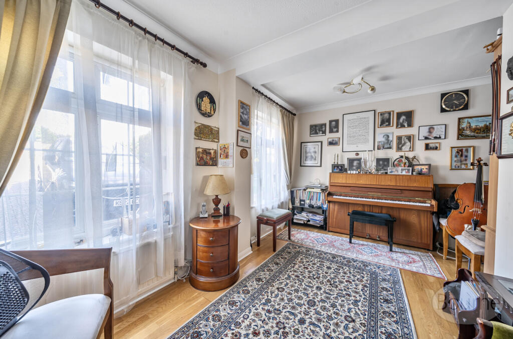 e5ef2922-cdc2-496...