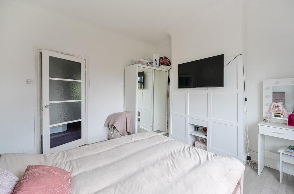 1300442-2-683ef61...