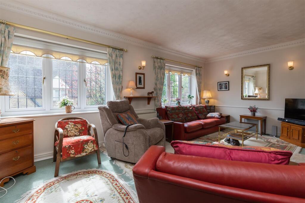 Sitting Room 3.jpg