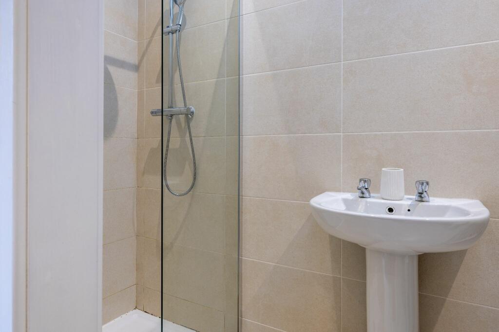 En-suite shower room