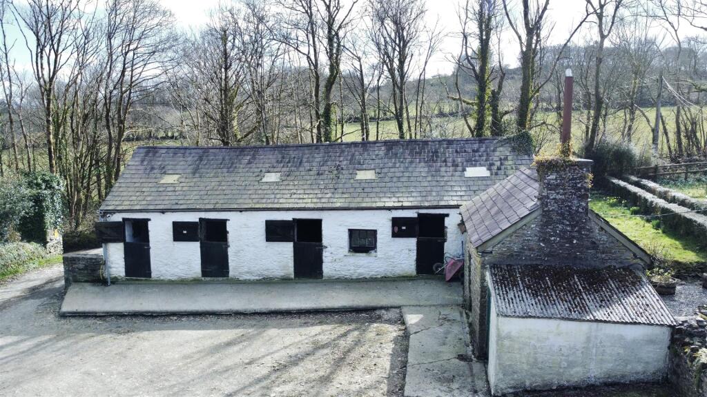 Traditional Stone Stabling