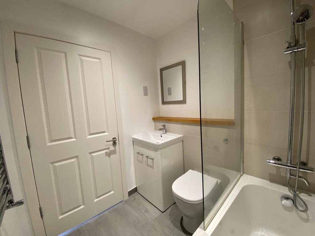 bathroom 5