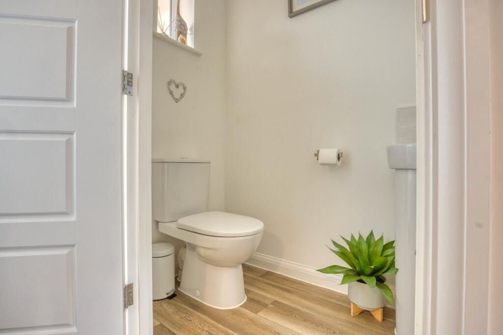 Ewemove Taunton Cheddon Close (14)
