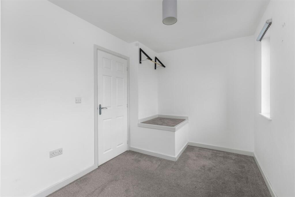 6 Hana Close, Adderbury-18.jpg