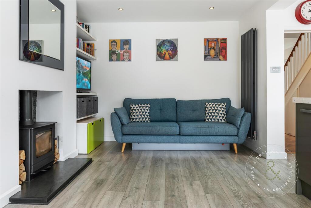 St Asaph Close, HernCrabtree (12).jpg