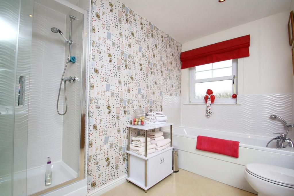 Master En-suite