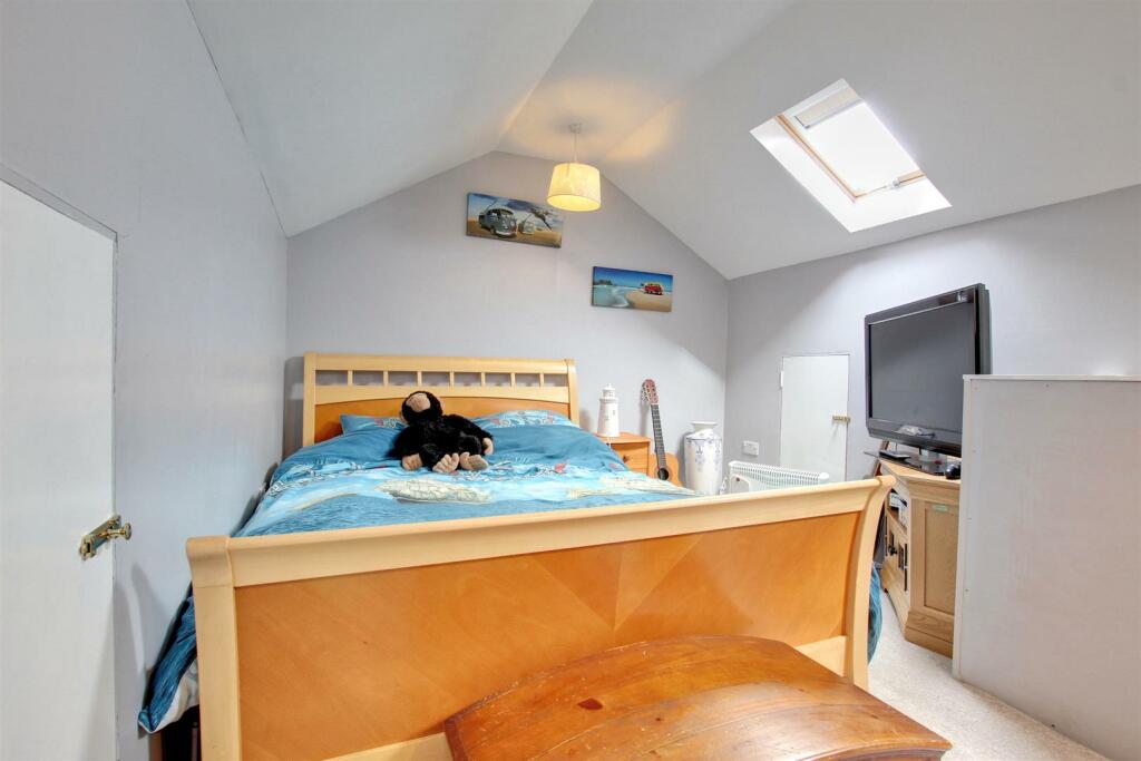 LOFT SPACE