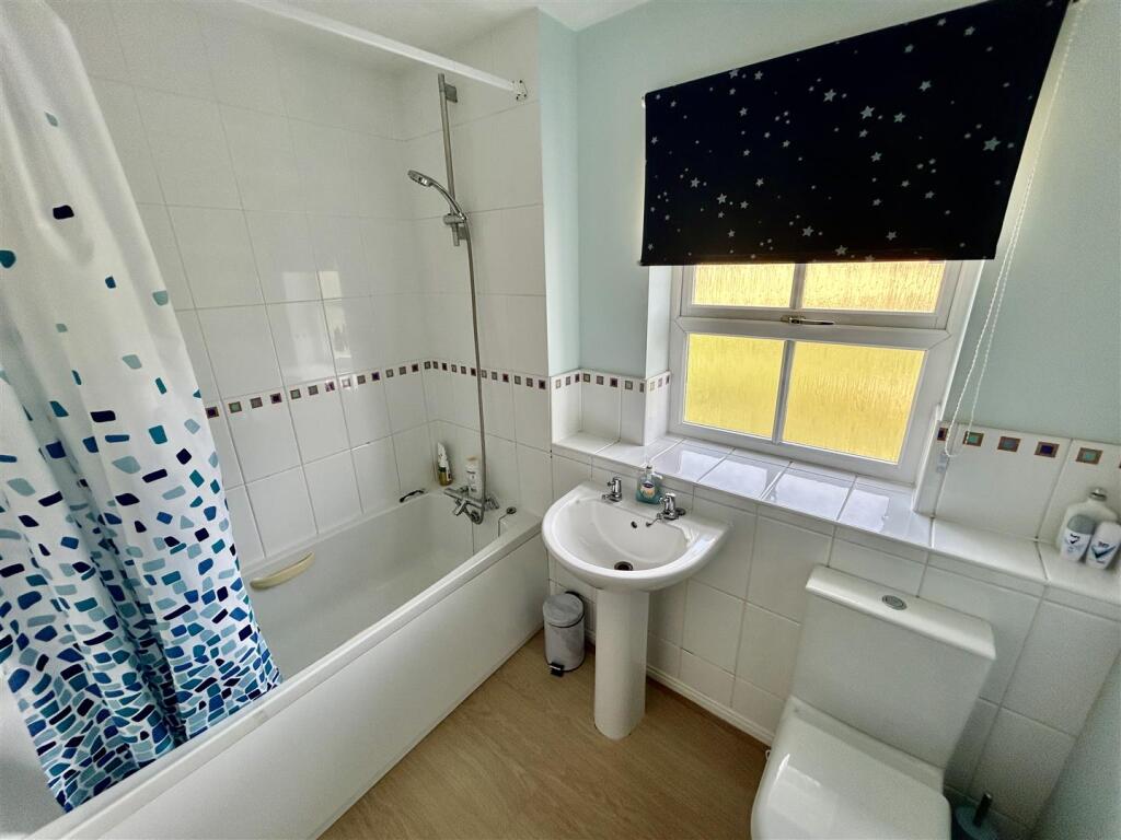 bathroom.JPG
