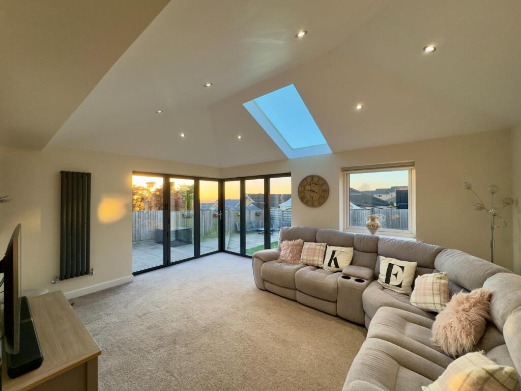 Orangery Closed Photo, Clockhouse Grove, Burnley, 