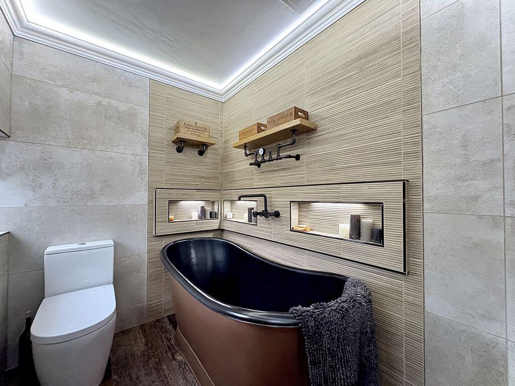 DOWNSTAIRS BATHROOM
