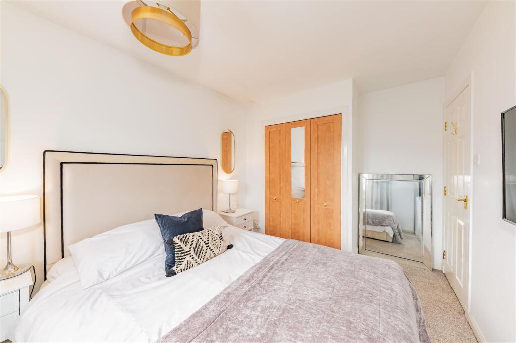 20 Isla Avenue Carnoustie-13.JPG