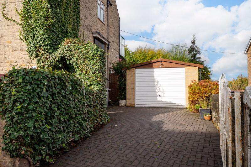 Driveway &amp; Garage 