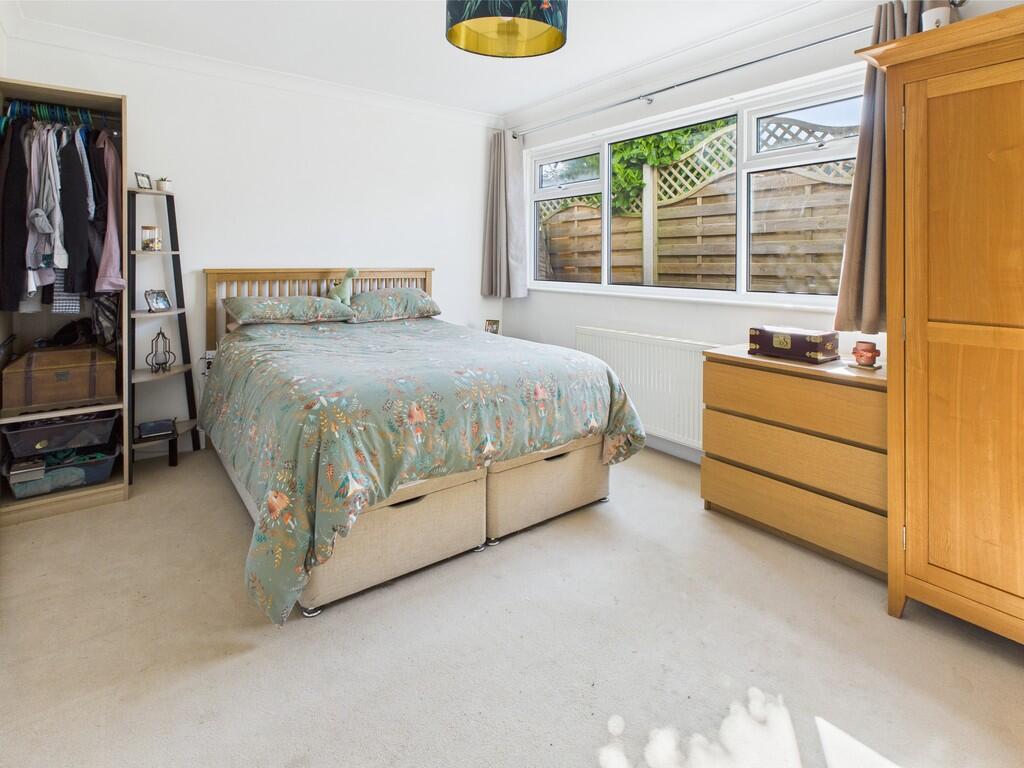 CAM05068G0-PR0016...