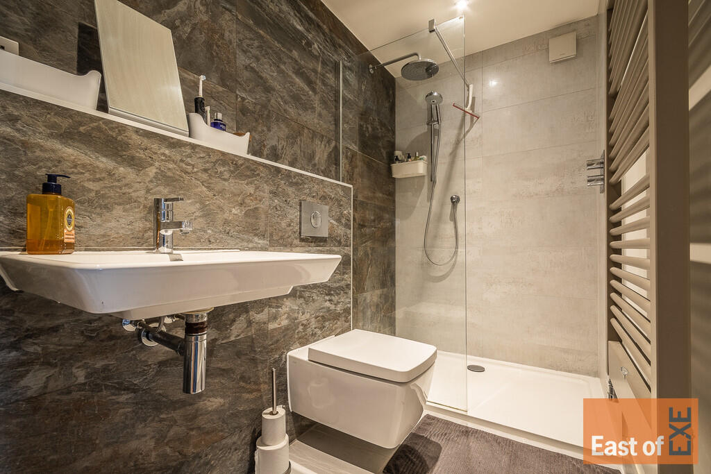 9 Holland Park - ...