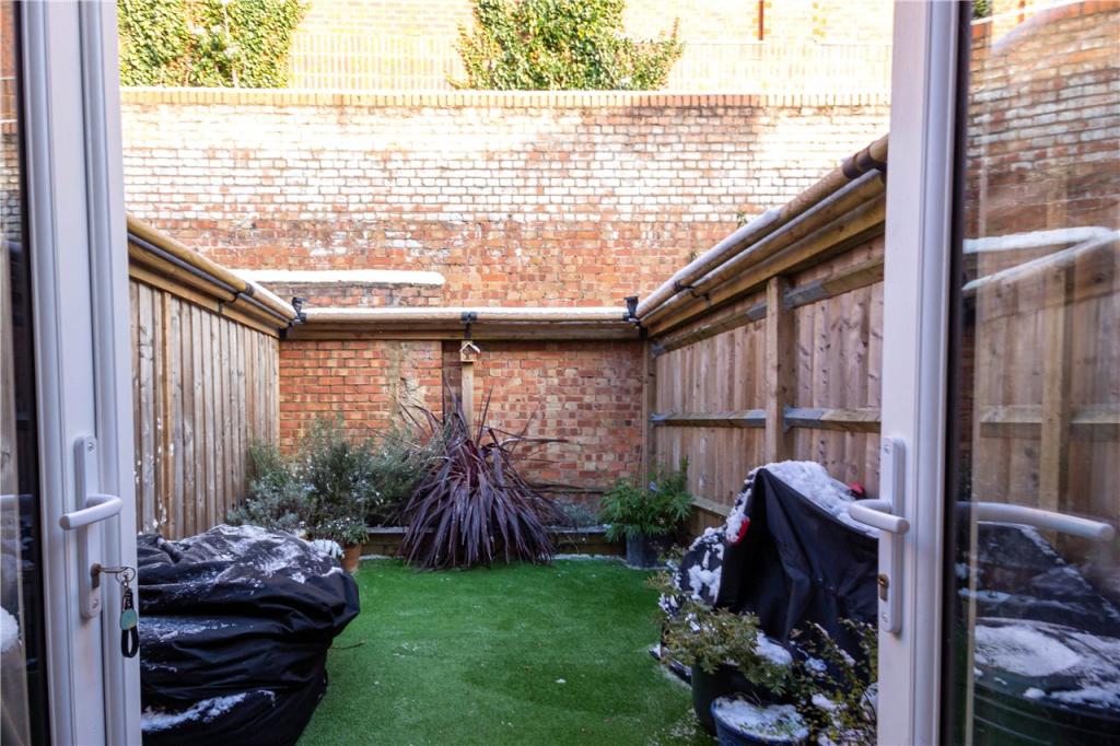 Courtyard Garden