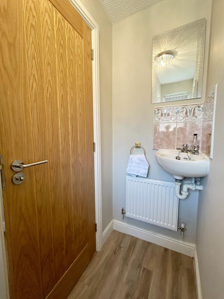 Downstairs wc