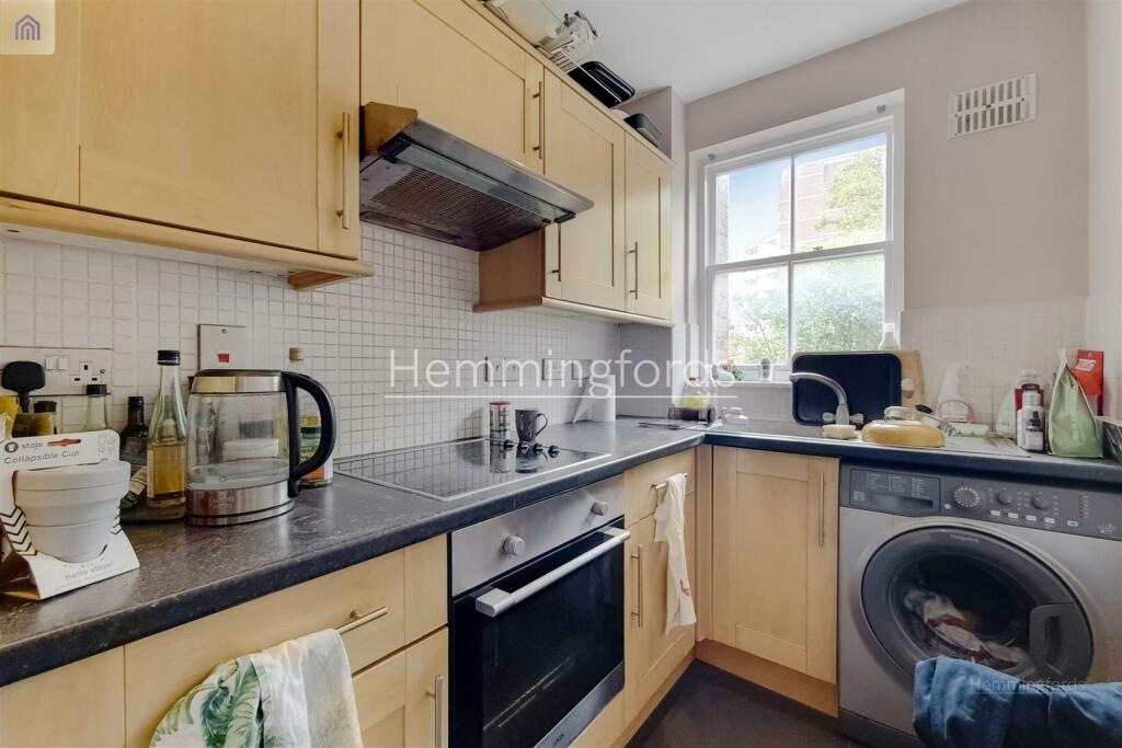 3_Kitchen-0.jpg