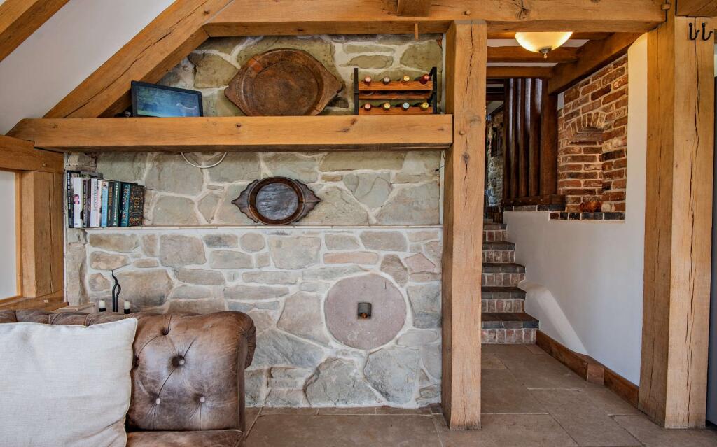 Kitchen Features
