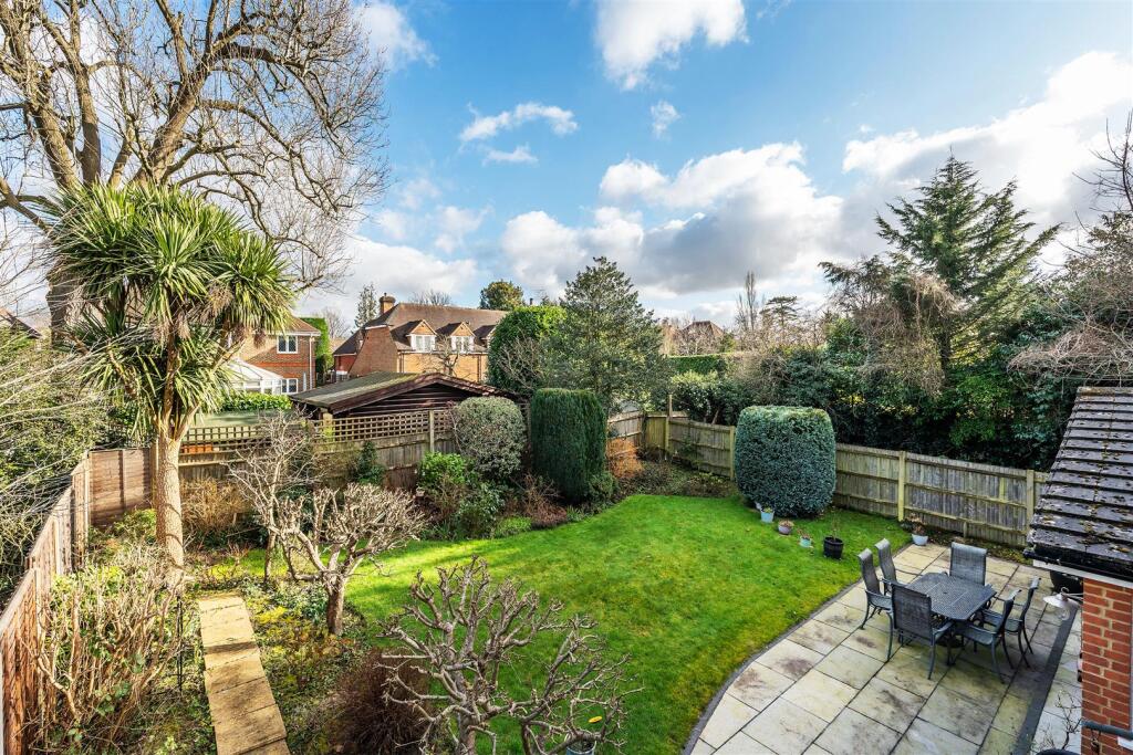 23-Oldfield-Gardens-18.jpg