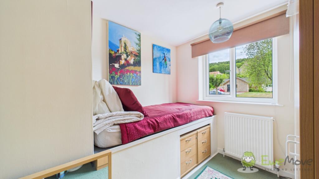 CAM03669G0-PR0022-STILL036