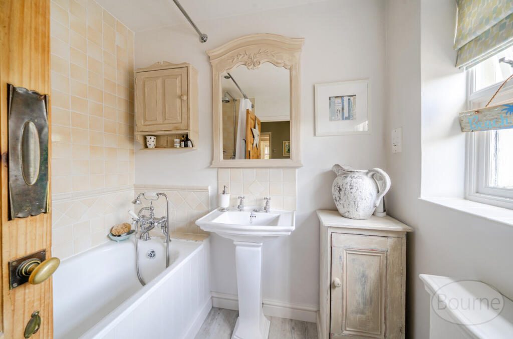 364699c0-5eec-468...