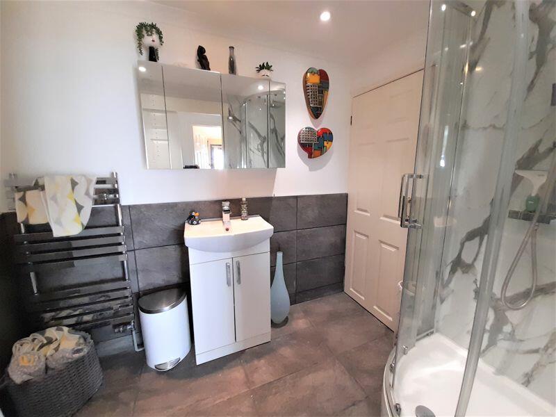 Guest Shower Room