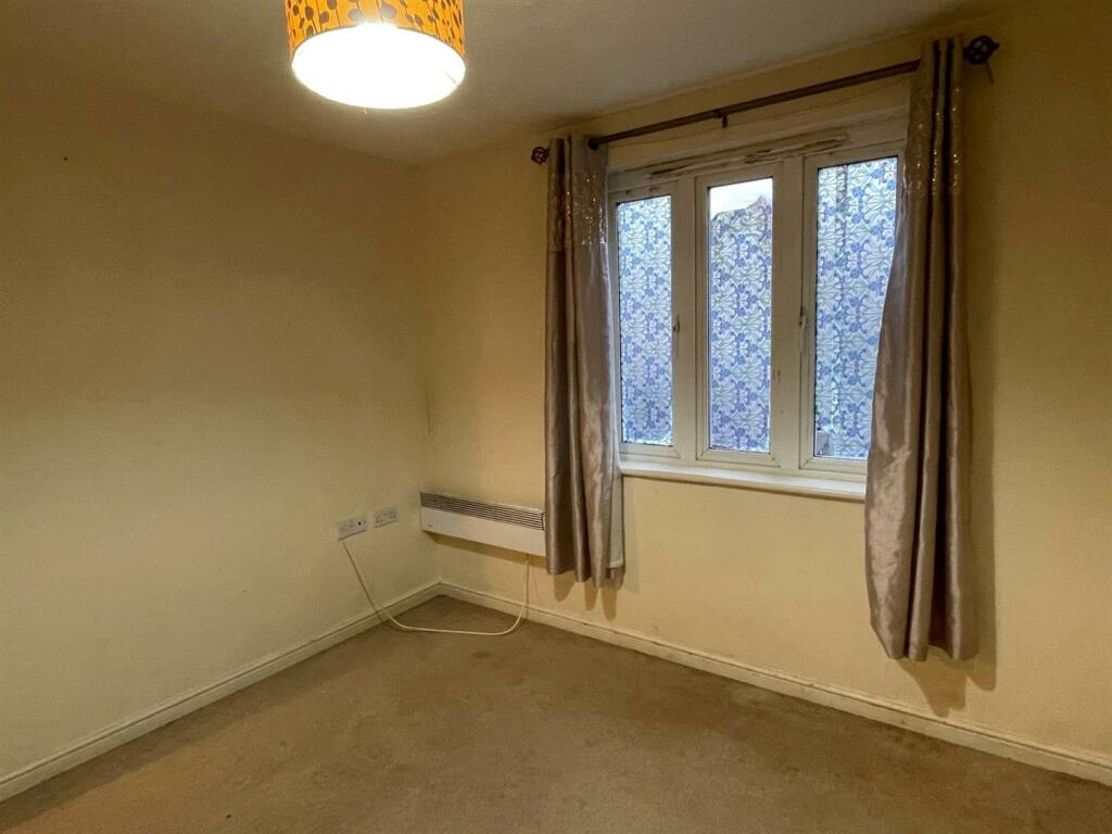 Bedroom.,.jpg
