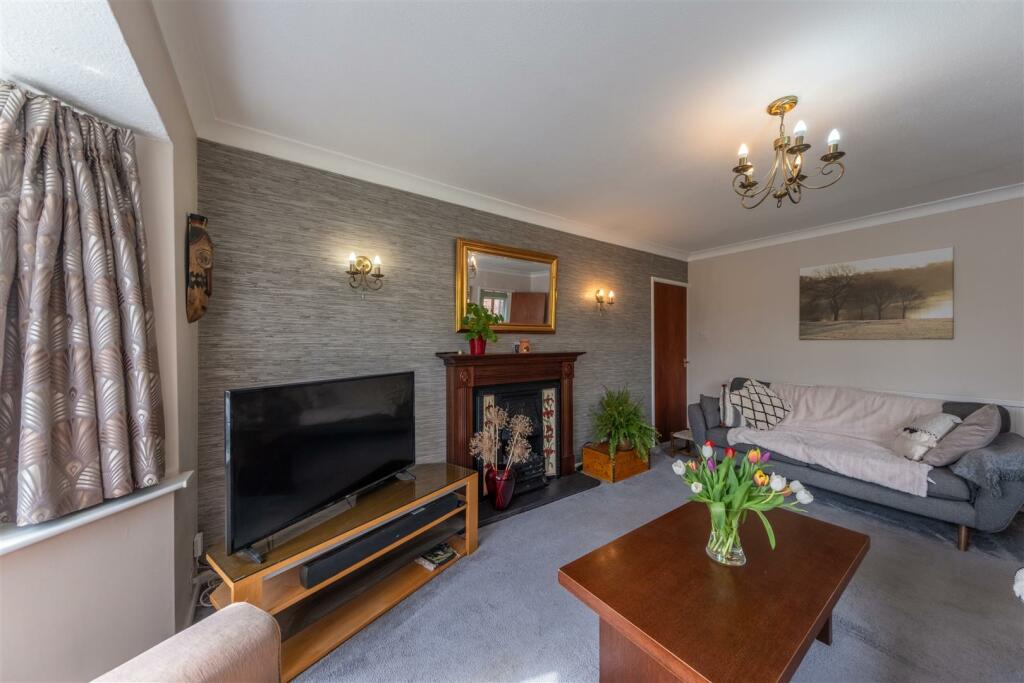 5 Moorlands Avenue-009.jpg