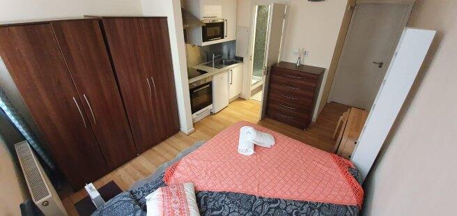 brondesbury-park-nw6-7ay-981204