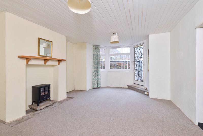 Sitting Room (LGF)